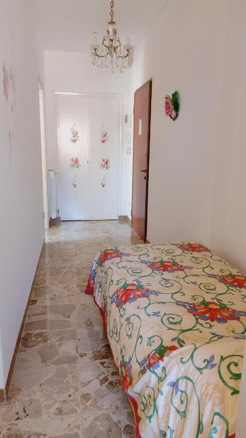 דירות ונטימיגליה Casa Al Mare מראה חיצוני תמונה