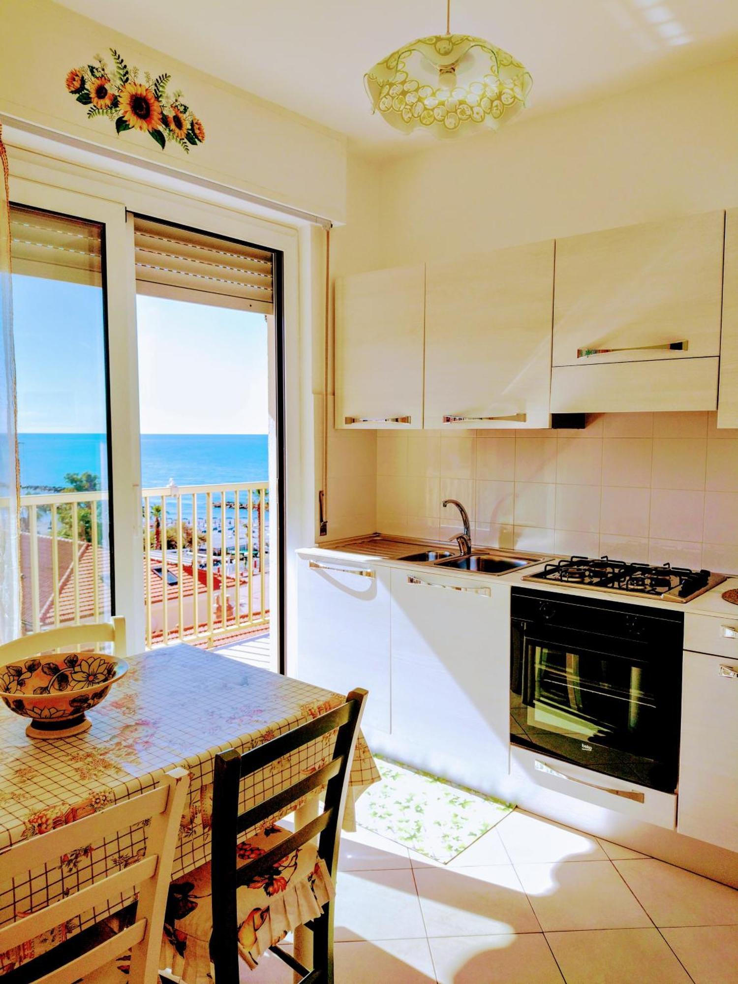 דירות ונטימיגליה Casa Al Mare מראה חיצוני תמונה